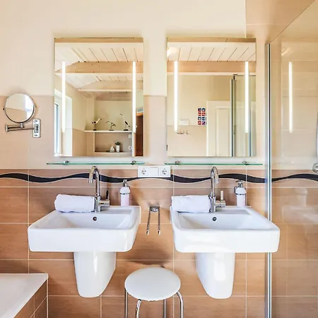 Sternschnuppe By Interhome Tatil Evi